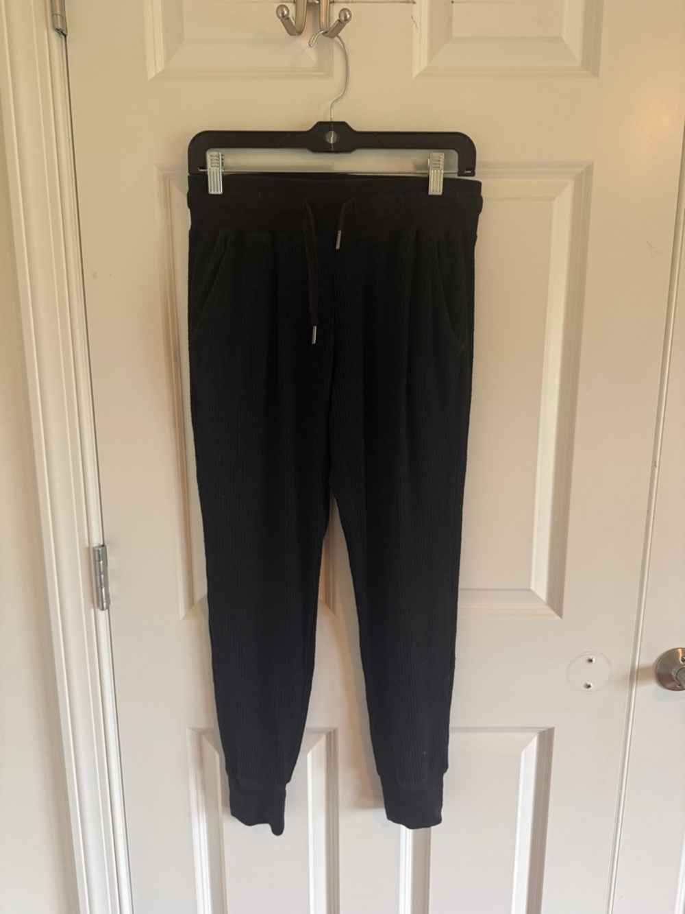 Zyia size medium Black Ribbed Jogger Pants